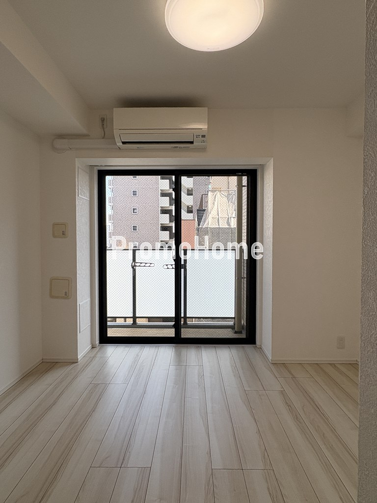 エスレジデンス新御徒町イーストの洋室