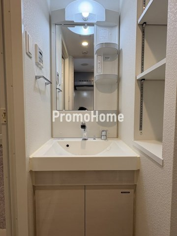 エスレジデンス新御徒町イーストの洗面所