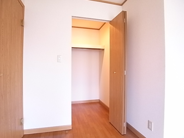 ルマージュ神戸5番館の収納