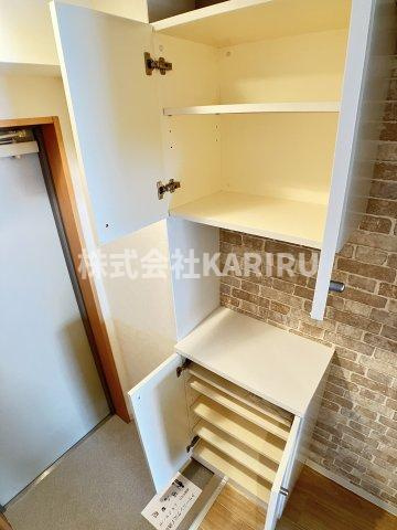 ラ・カーサ・フェリーチェ の収納|同物件別部屋の写真です