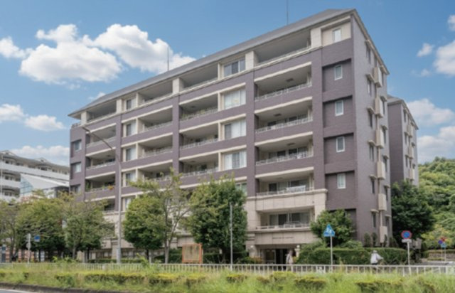 ルネサンスシティ本牧の外観