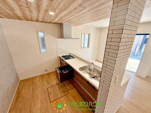久喜市本町2丁目2期　新築一戸建て　01　のキッチン