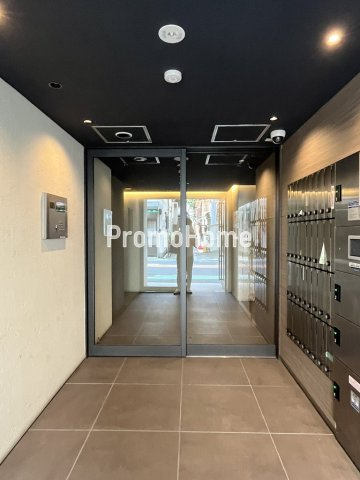 エスレジデンス新御徒町イーストのエントランス