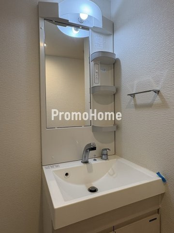 エスレジデンス新御徒町イーストの洗面所