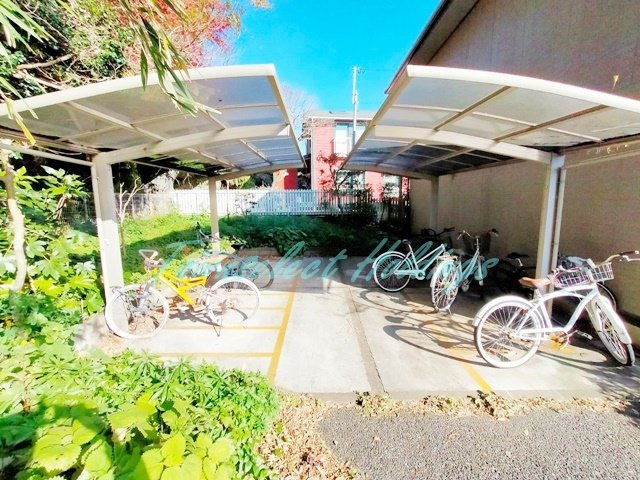 鎌倉市扇ガ谷１丁目のアパートのその他共用部分|共有部分に駐輪場あり♪