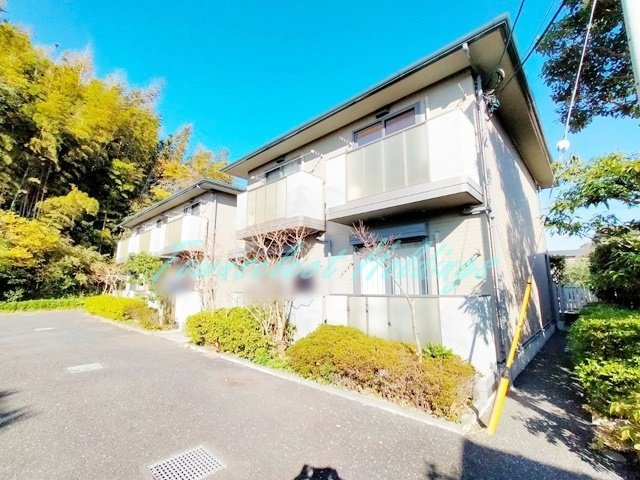 鎌倉市扇ガ谷１丁目のアパートの外観