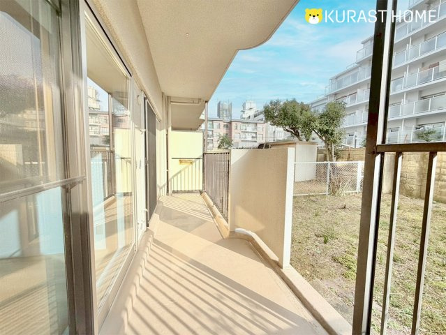 ネオコーポ太秦　1階のバルコニー