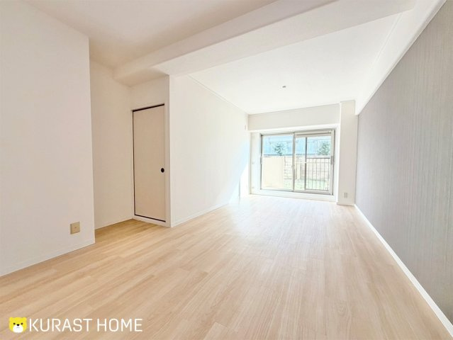 ネオコーポ太秦　1階の居間・リビング