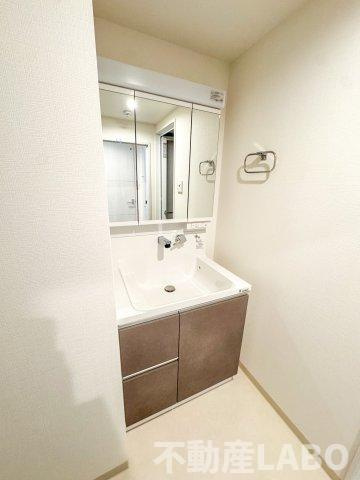 アストラルグラミアベノの洗面所