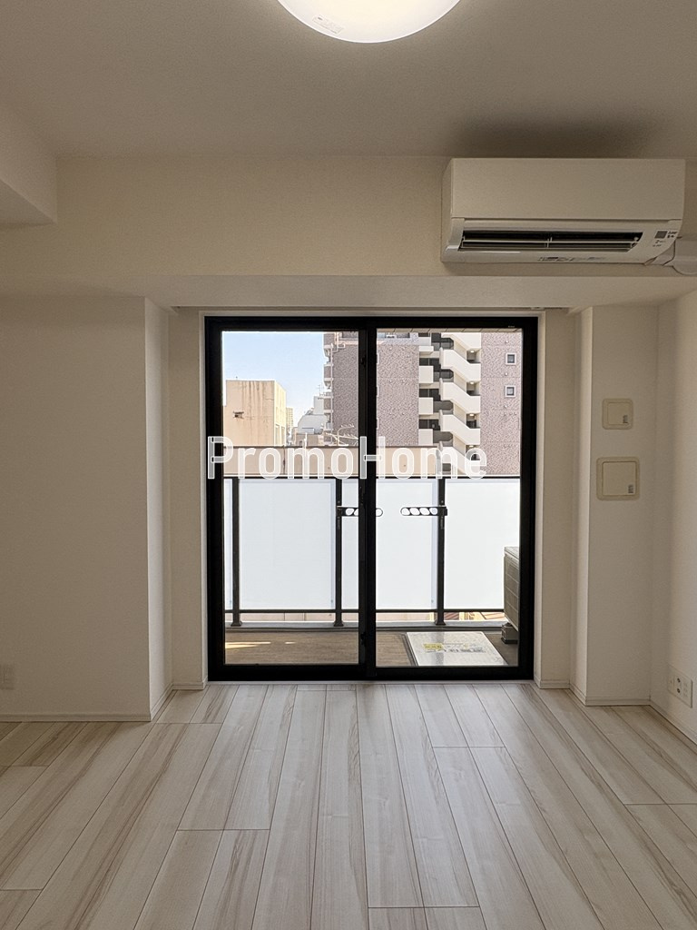 エスレジデンス新御徒町イーストの居間・リビング