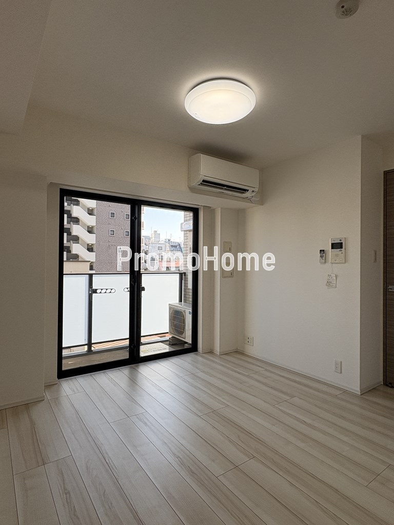 エスレジデンス新御徒町イーストの居間・リビング