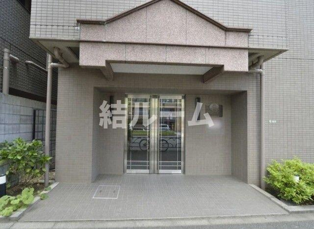 文京区関口１丁目の賃貸マンションのエントランス