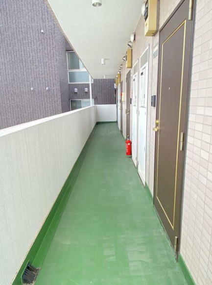 調布市小島町１丁目の賃貸マンションのロビー