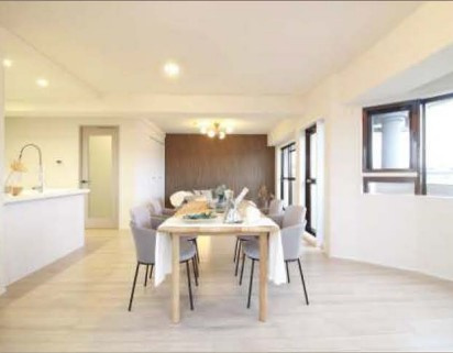 【居間・リビング】の画像