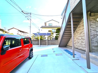 【駐車場】