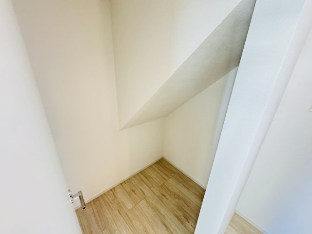 流山市三輪野山１丁目新築戸建（三輪野山８期）の脱衣所|脱衣所収納スペース