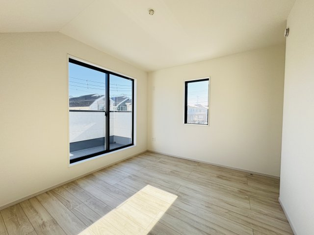流山市三輪野山１丁目新築戸建（三輪野山８期）の寝室|8.2帖寝室