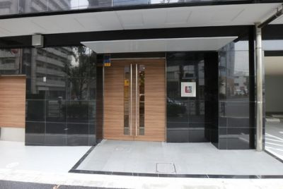 コンシェリア東京AQUA VERTのエントランス