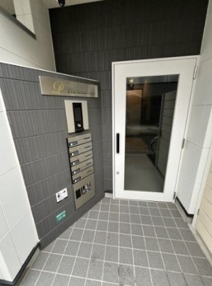 パルゼ東長崎のエントランス