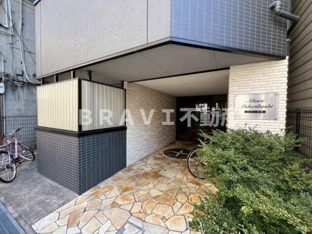 Aliare緑橋　BRAVI不動産のエントランス|【Aliare緑橋】エントランスです