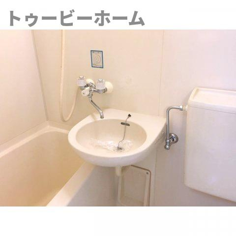 アーバンハイム寿の内装|明るい色調の室内です