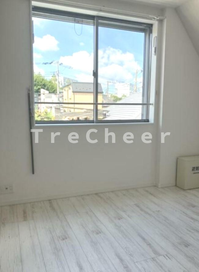 WAKAGI-RESIDENCEの居間・リビング