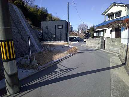 矢野西3丁目の前面道路含む現地写真
