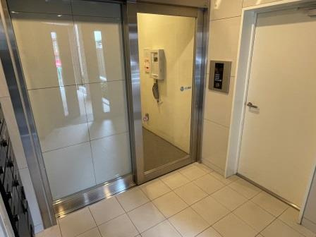 ＴＯＫＹＯ　ＦＬＡＴのロビー