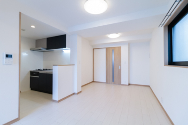 ＴＯＫＹＯ　ＦＬＡＴの居間・リビング|同一仕様