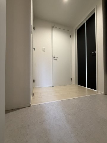 【玄関】Cherim 本陣十王町 North
