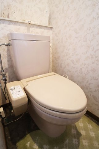 阿恵中古戸建のトイレ|荷物撤去後のイメージ写真になります。