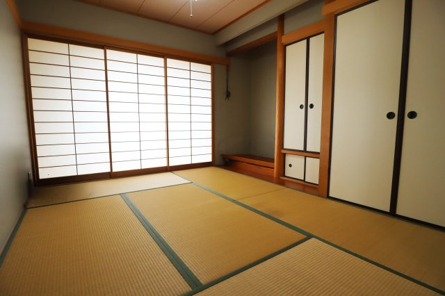 阿恵中古戸建の和室|荷物撤去後のイメージ写真になります。
