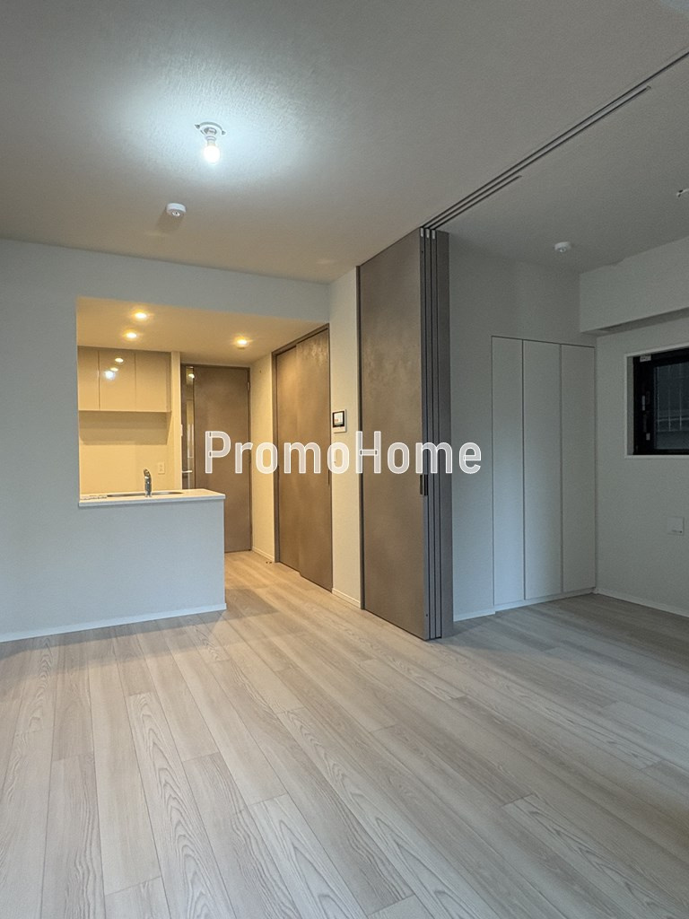 シーズンフラッツ新御徒町イーストの居間・リビング