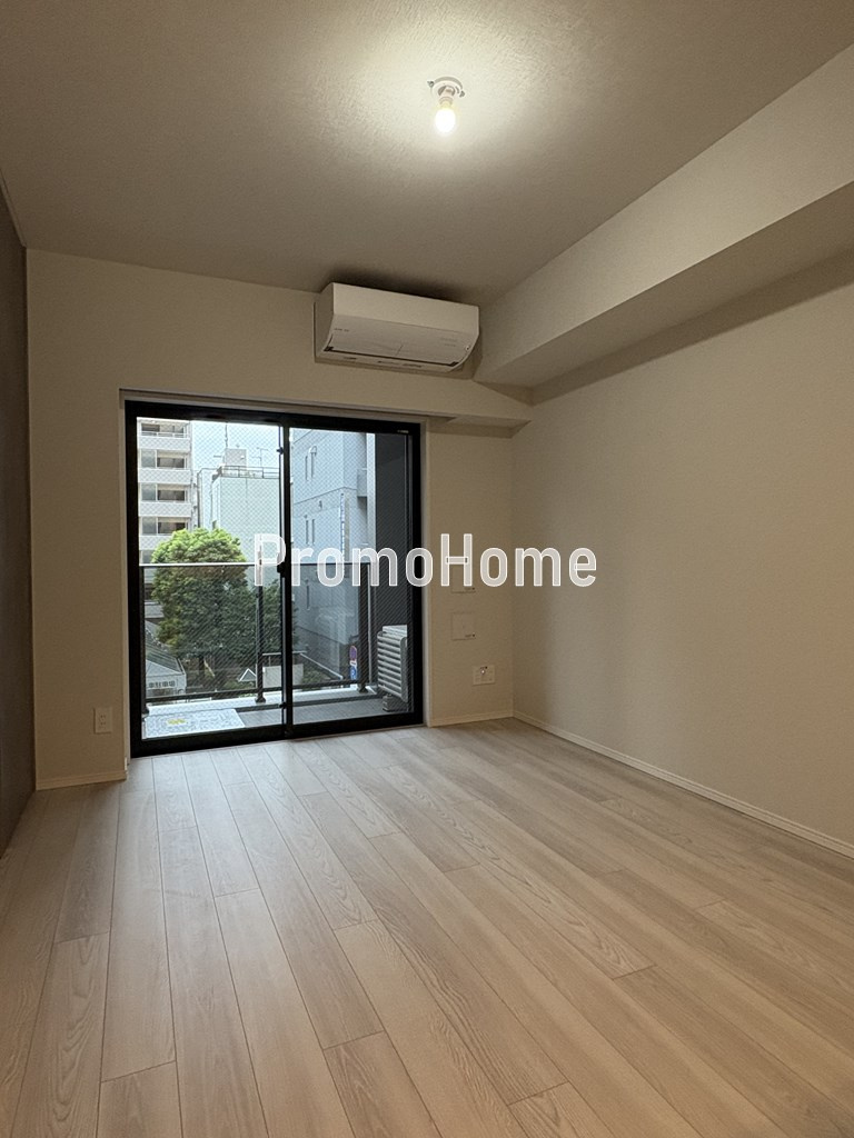 シーズンフラッツ新御徒町イーストの居間・リビング