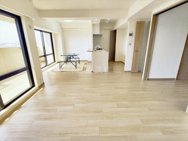 【居間・リビング】 | シーズウィッシュ志木 | ゆったりとした居間です