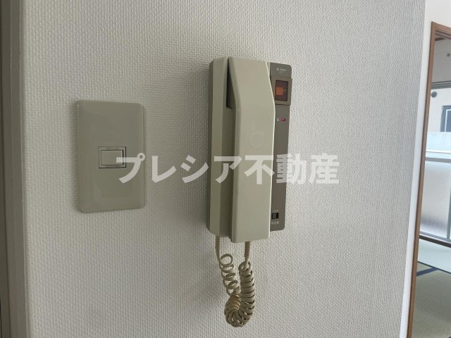 ロイヤルメゾン甲子園口3のセキュリティ