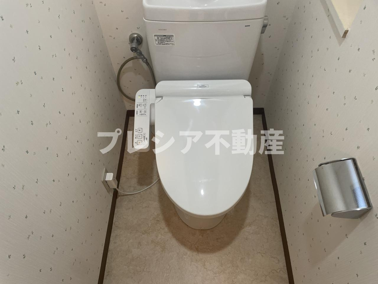 ロイヤルメゾン甲子園口3のトイレ