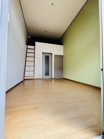 コスモアイリスの居間・リビング|別号数タイプ