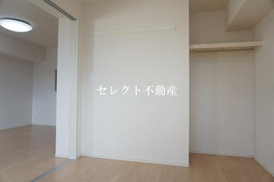 【収納】 | シャンパーニュＡ | 大きなスペースがあり、収納には困りません