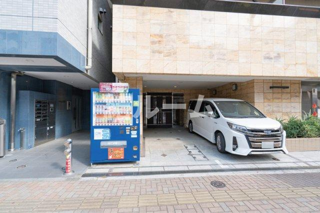 北区王子本町１丁目の賃貸マンションのエントランス