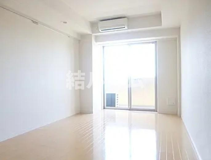 北区王子本町１丁目の賃貸マンションの居間・リビング