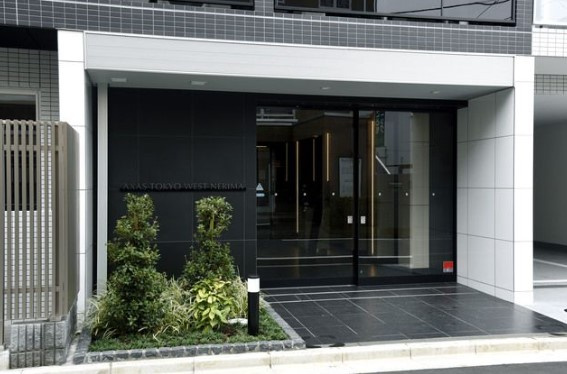 AXAS東京WEST練馬のエントランス