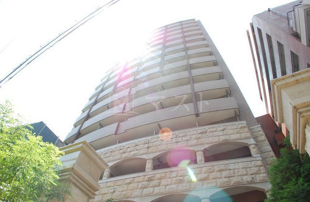 プレサンス中之島公園パークレジデンスの外観