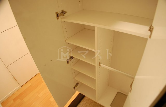 プレサンス中之島公園パークレジデンスの玄関