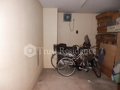 【その他共用部分】 | リバーサイドオオハシ | 駐輪場