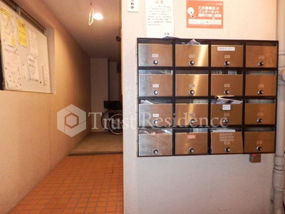 【ロビー】 | リバーサイドオオハシ | エントランス