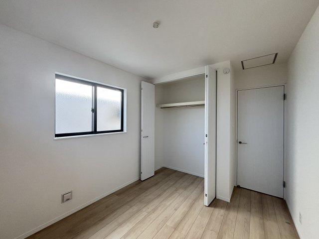 南区曽池町2丁目｜名古屋市の戸建ならホームアップの洋室|全室収納付き