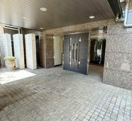 エコヴィレッジ坂戸のエントランス|高級感あるエントランス