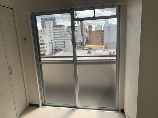 ひがしレジデンスの洋室