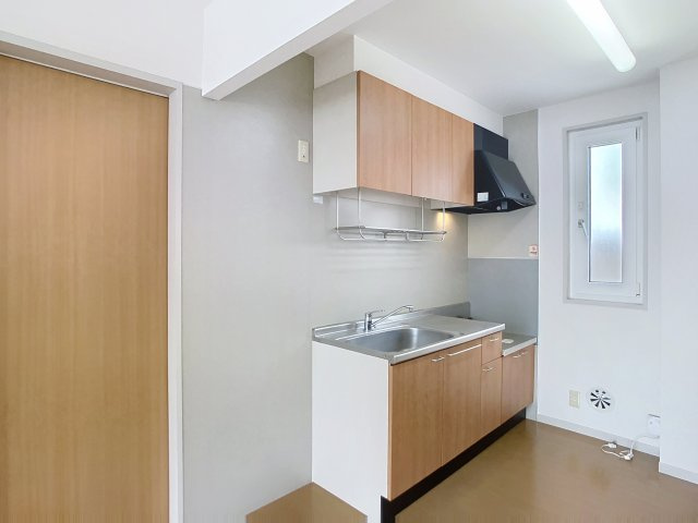 プレステージ上町Bのキッチン